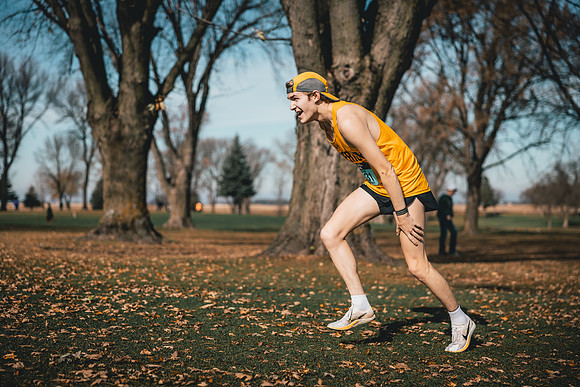 UWS XC CHAMP-1-206