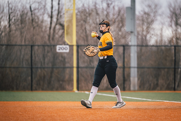 20240423_SoftballvsMartinLuther_Edits_Harry_-173