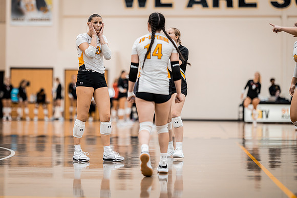 UWS VB vs. CSS-1-85