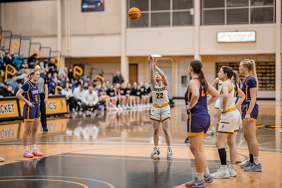UWS WBB vs UNW-1-16