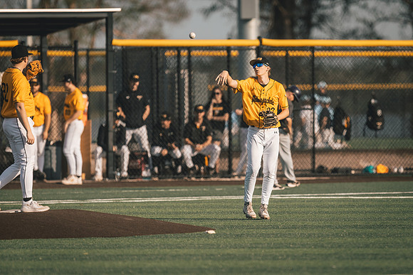 UWS BSB vs Loras-1-239