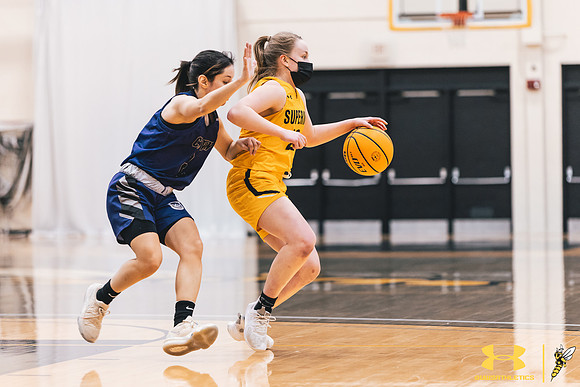 2022.01.14 UWS WBB vs. Crown WM76