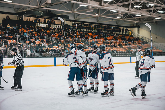 Hibbing vs Superior Hockey -1-85