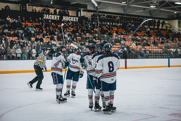 Hibbing vs Superior Hockey -1-83