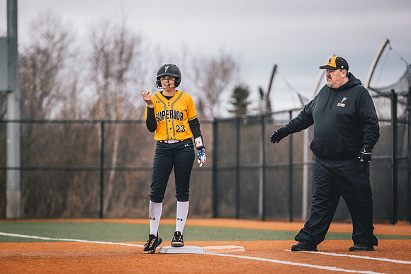 20240423_SoftballvsMartinLuther_Edits_Harry_-175