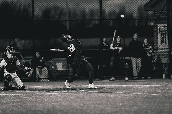 UWS vs MLC DH-1-153