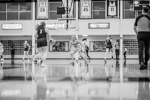 UWS WBB vs UNW-1-85