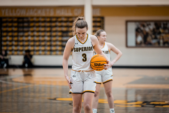 UWSWBBvsNCU2-1-183