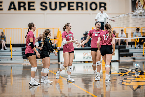 DNT UWS VB vs Morris-1-82