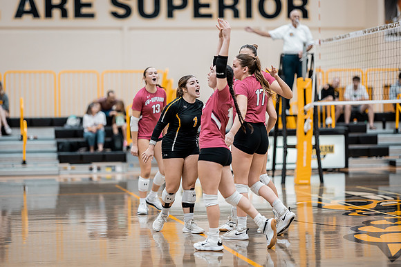 DNT UWS VB vs Morris-1-80
