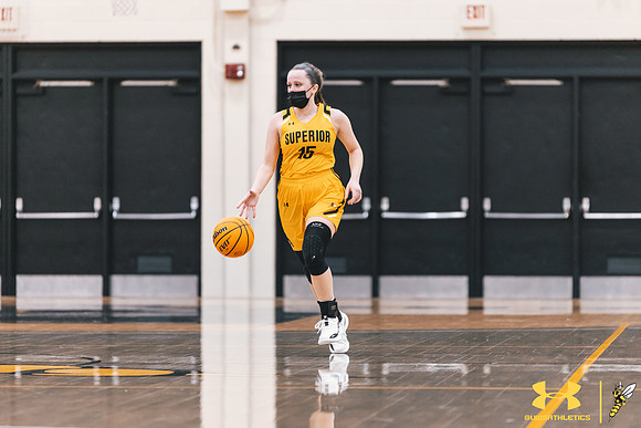 2022.01.14 UWS WBB vs. Crown WM64