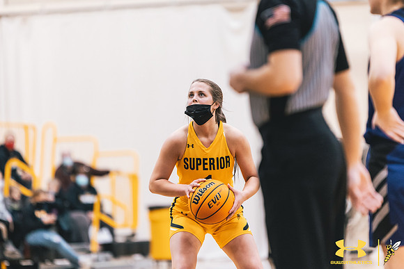 2022.01.14 UWS WBB vs. Crown WM71