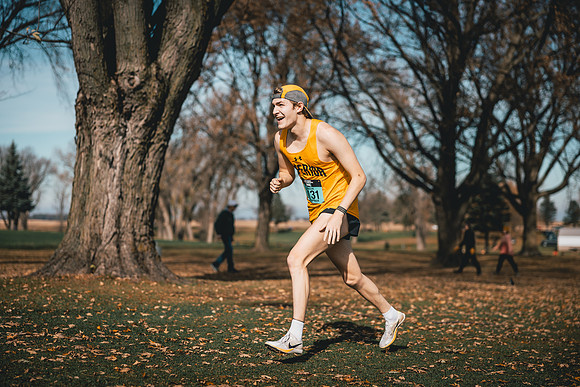 UWS XC CHAMP-1-204