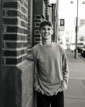 Oscar Senior Shoot-1-58