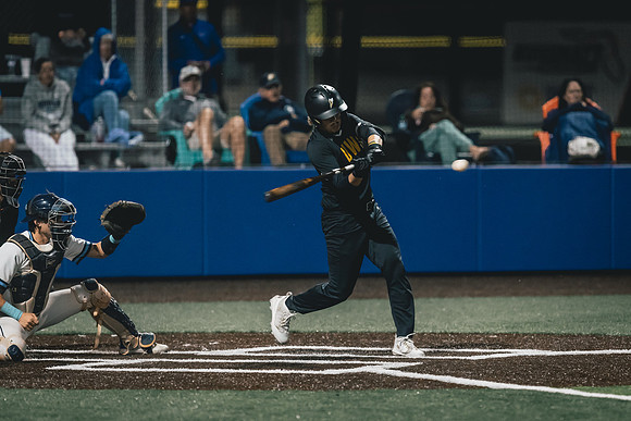 UWS BSB vs RWU-1-151