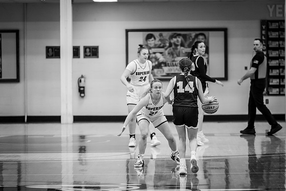 UWSWBBvsNCU2-1-194