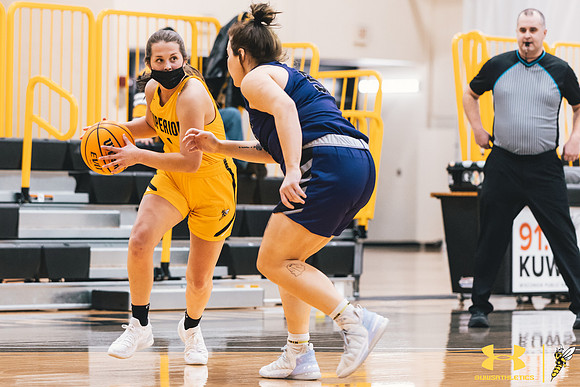 2022.01.14 UWS WBB vs. Crown WM65
