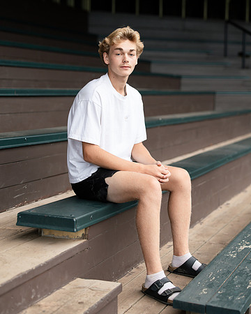 Gavin Senior Shoot 2-1-131
