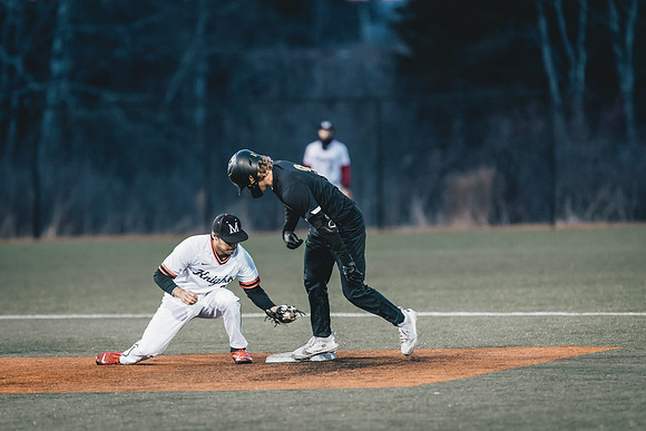 UWS vs MLC DH-1-133