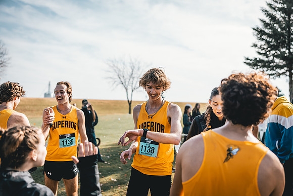 UWS XC CHAMP-1-252