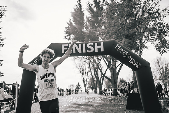 UWS XC CHAMP-1-229