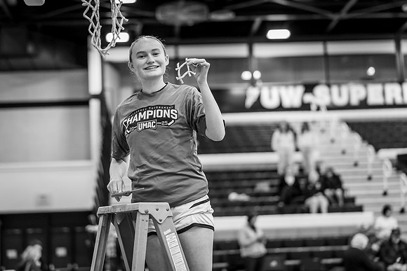 UWS WBB vs UNW-1-180