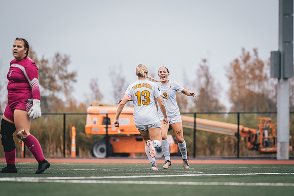 20241012_UWSWSOC-68