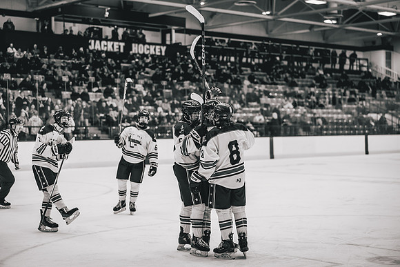 Hibbing vs Superior Hockey -1-82