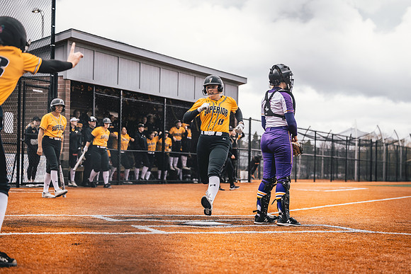 20240423_SoftballvsMartinLuther_Edits_Harry_-112