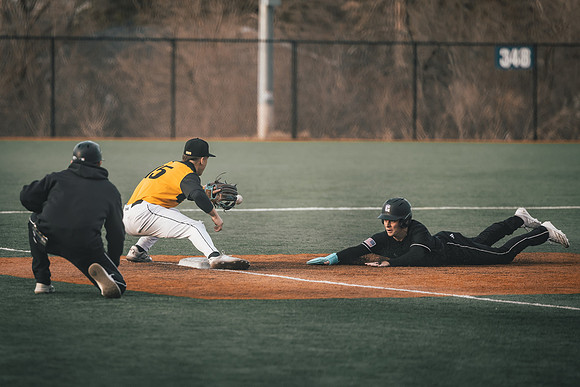 UWS BSB vs Crown -1-139