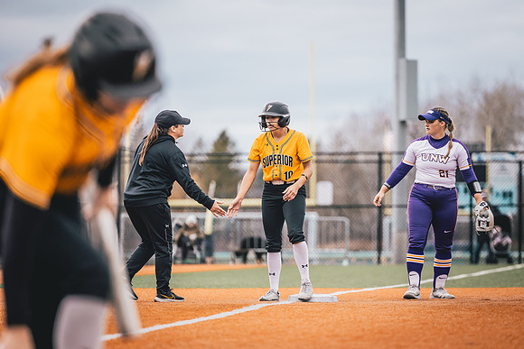 20240423_SoftballvsMartinLuther_Edits_Harry_-193