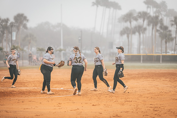 UWS SB vs Rockford-1-149