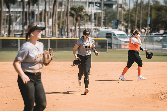 UWS SB vs SUNY Cobleskill-1-28