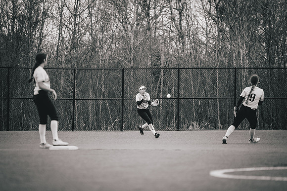 20240423_SoftballvsMartinLuther_Edits_Harry_-151
