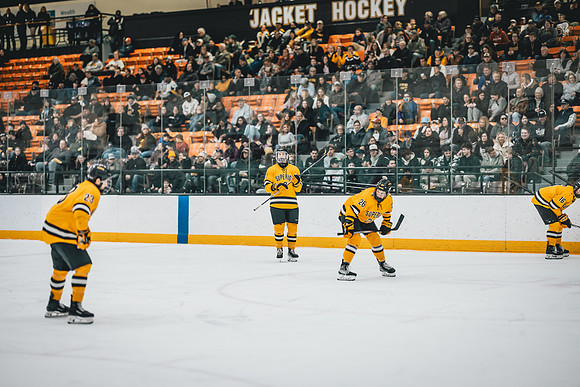 MHOk vs UWRF 0301-1-30