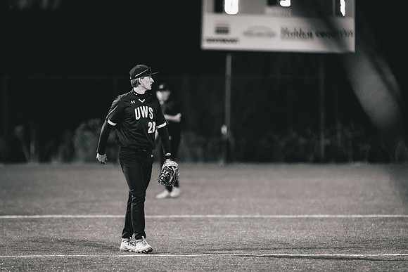 UWS vs MLC DH-1-164