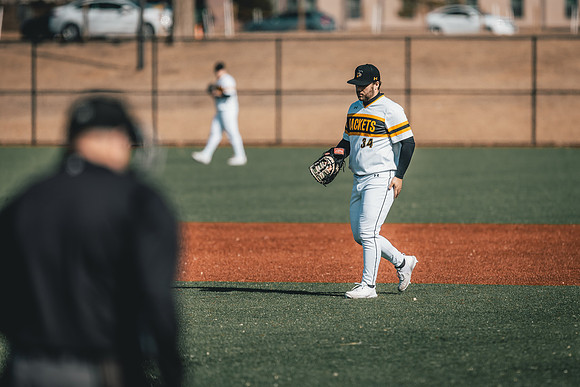 UWS BSB vs CAR DH-1-165