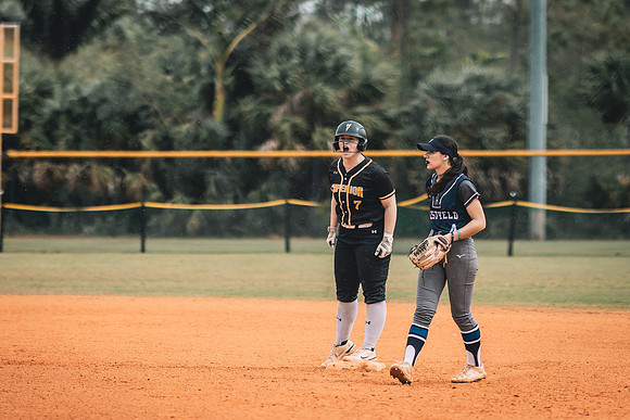 UWS SB vs westfield-1-3