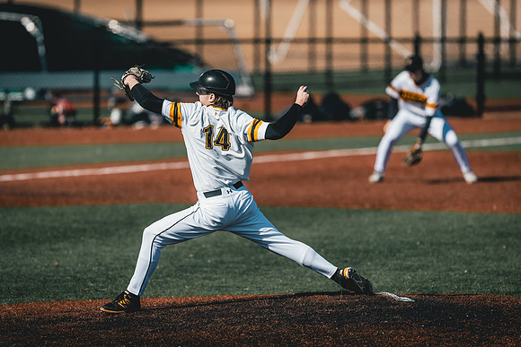 UWS BSB vs CAR DH-1-147