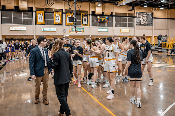 UWS WBB vs UNW-1-118