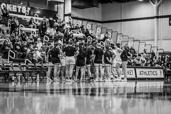 UWS WBB vs UNW-1-79
