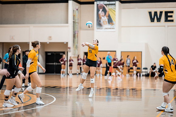 UWS VB vs. UHMB-1-75