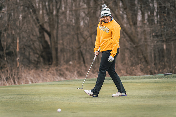 UWS GOLF vs CSS-1-150