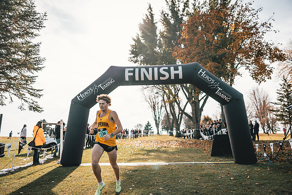 UWS XC CHAMP-1-233