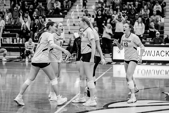 UWS VB vs. UNW Edit -1-188
