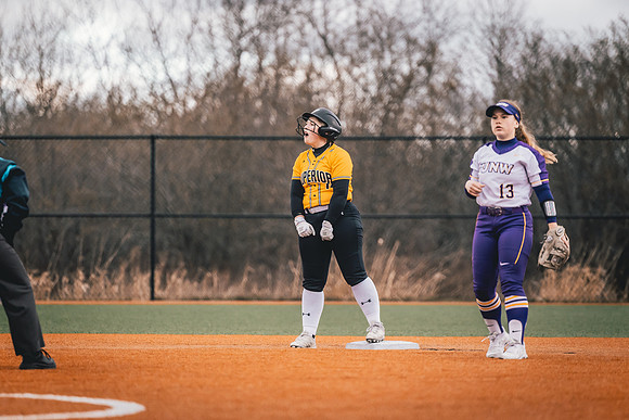 20240423_SoftballvsMartinLuther_Edits_Harry_-205