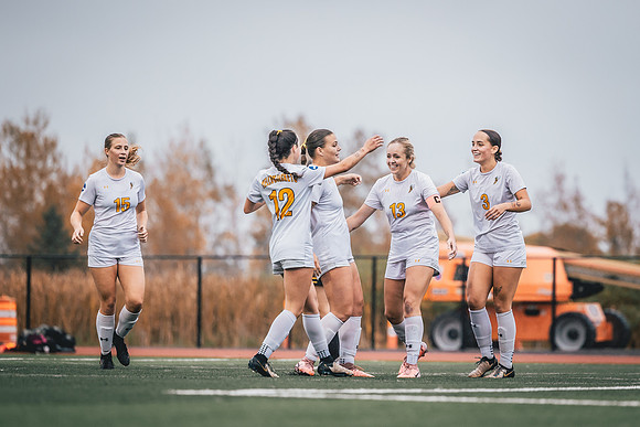 20241012_UWSWSOC-73