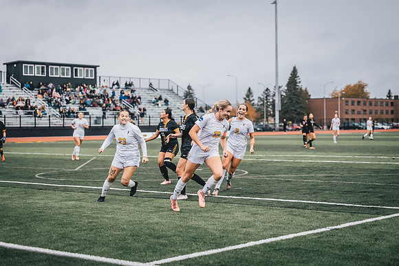 20241012_UWSWSOC-101
