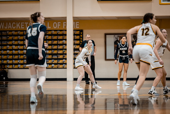 UWSWBBvsNCU2-1-160