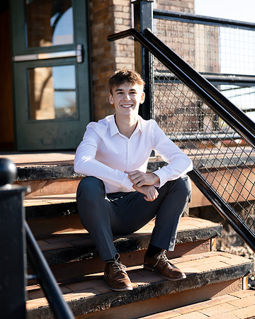 Oscar Senior Shoot-1-34
